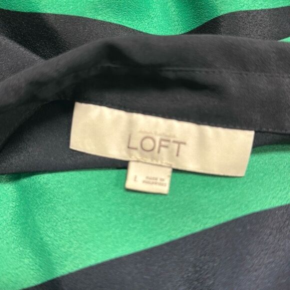 Ann Taylor Loft Women’s Green & Navy Stripe Collared Blouse Size Large - Picture 5 of 6